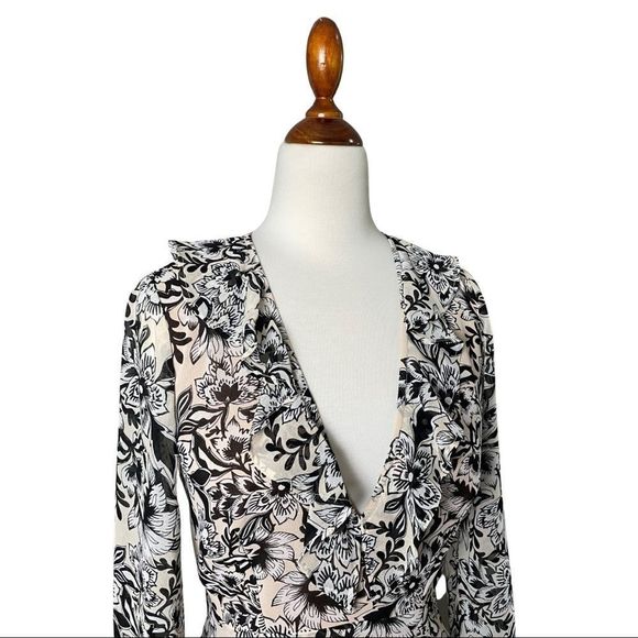 For Love & Lemons Gracie Black Floral Mini Dress Size Small Ruffle Bell Sleeves - Picture 7 of 13